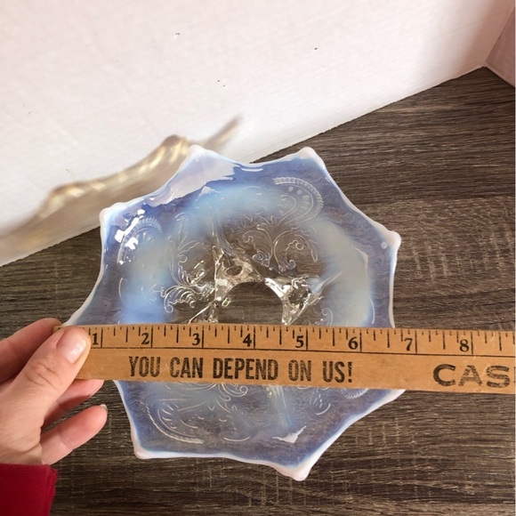 Antique Northwood Inverted Fan and Feather Footed Card Receiver Bowl - Picture 8 of 10